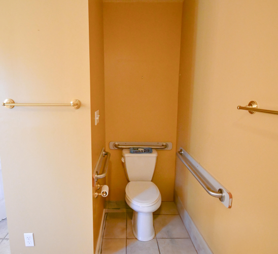Listing Image 73