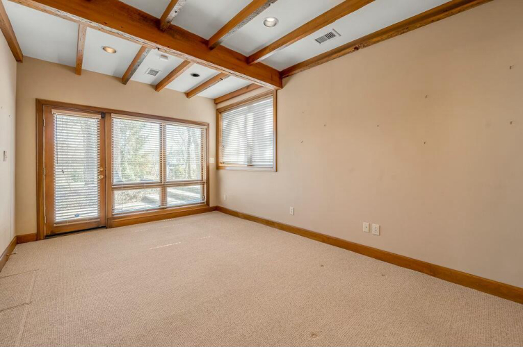 Listing Image 54