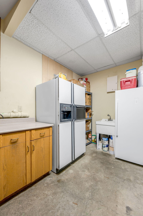 Listing Image 60