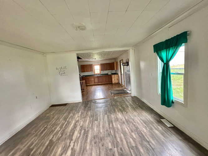 Listing Image 37