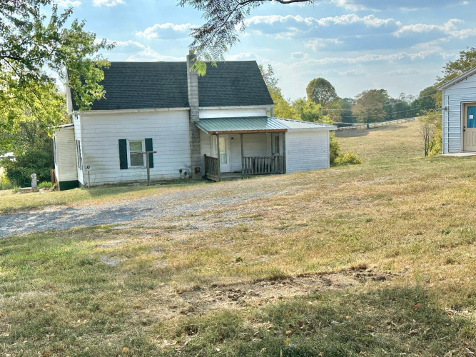 Listing Image 5