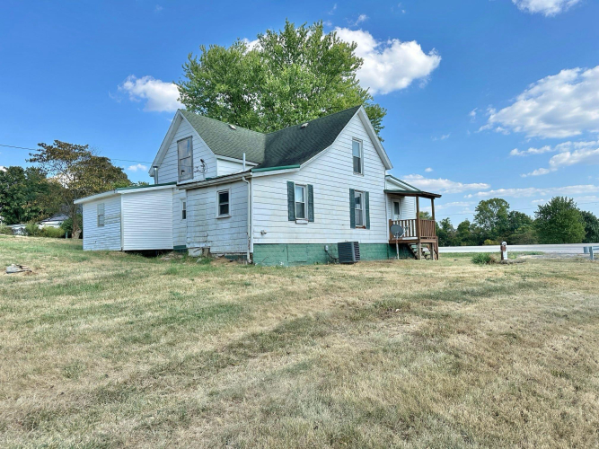 Listing Image 6