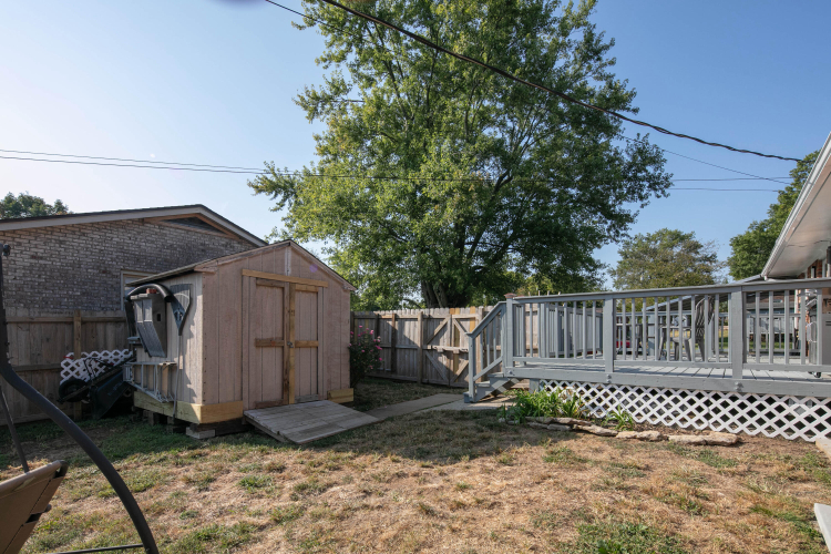 Listing Image 9