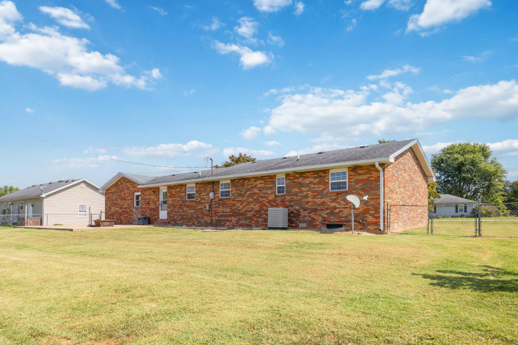 Listing Image 32