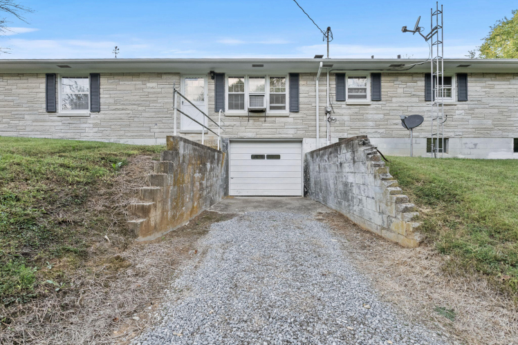 Listing Image 30