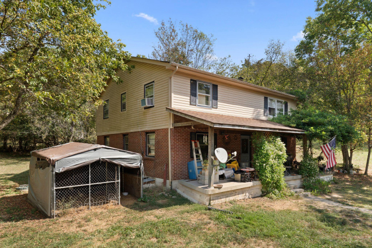 Listing Image 6