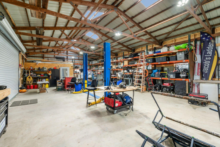 Listing Image 73