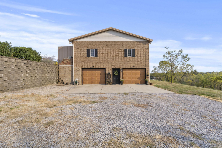 Listing Image 40