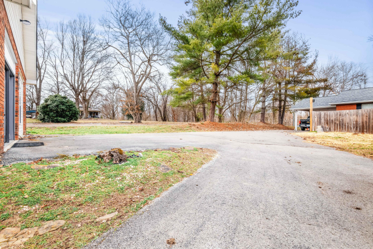 Listing Image 71