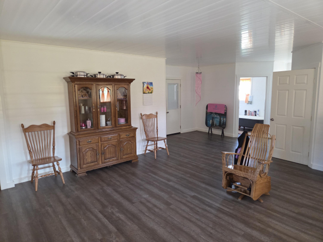 Listing Image 83