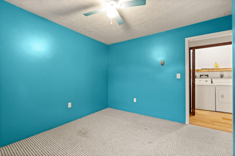 Listing Image 34