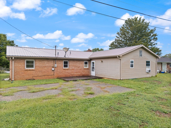 Listing Image 49