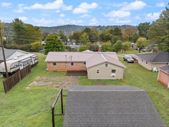 Listing Image 69