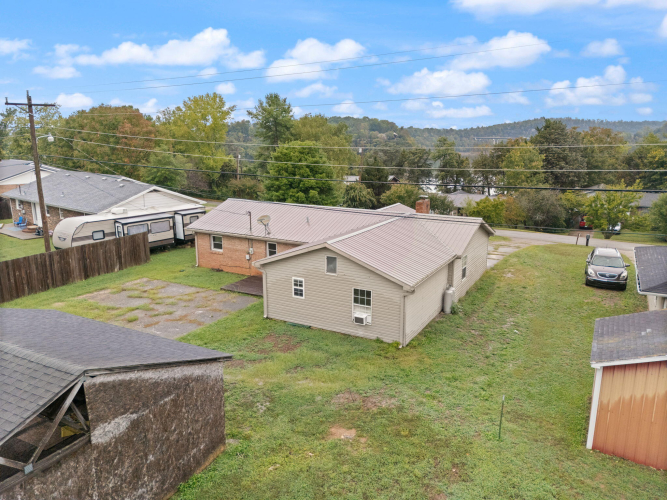 Listing Image 70