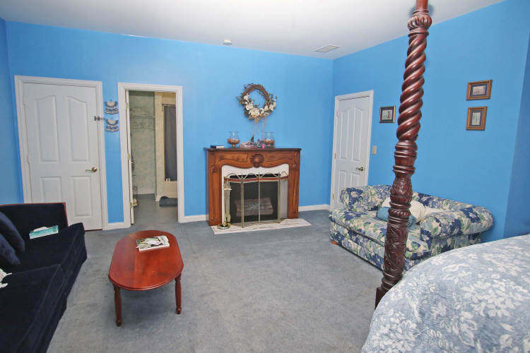 Listing Image 30