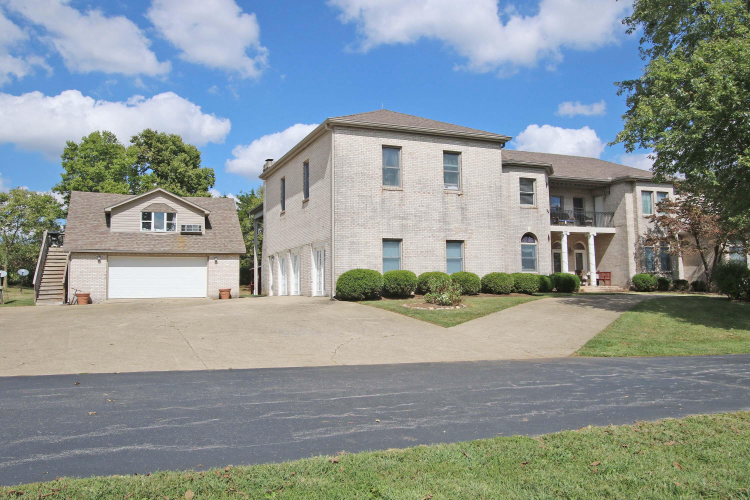 Listing Image 6
