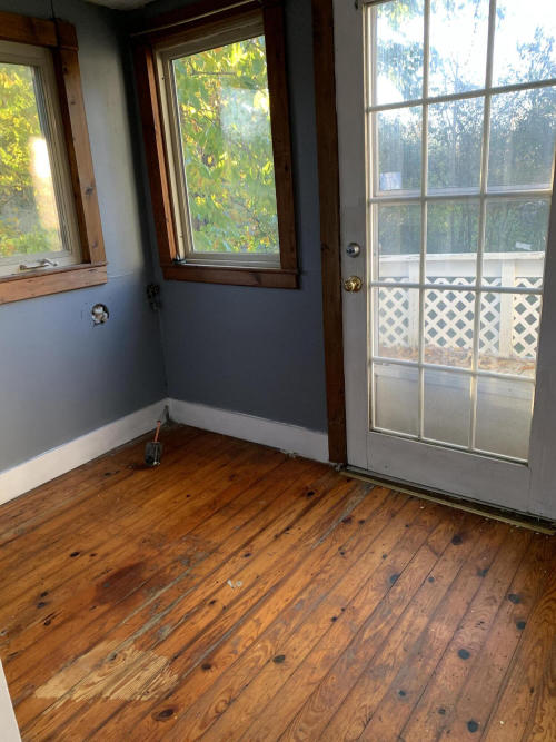 Listing Image 12
