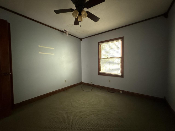 Listing Image 24