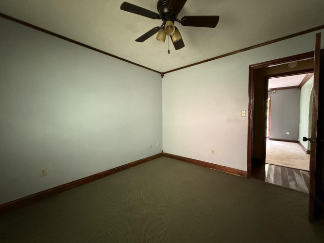 Listing Image 26