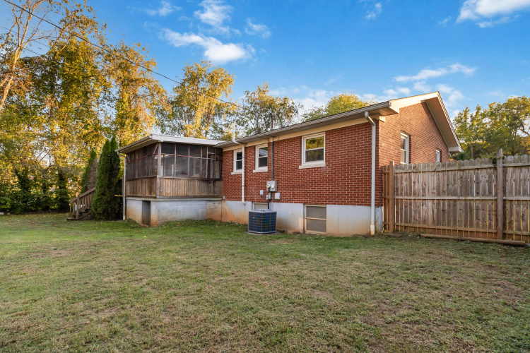 Listing Image 36