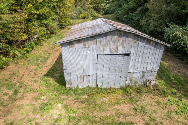 Listing Image 16