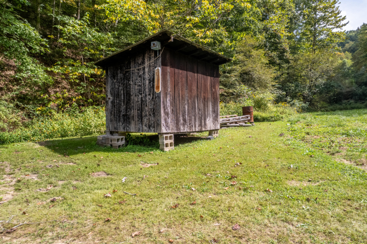 Listing Image 52