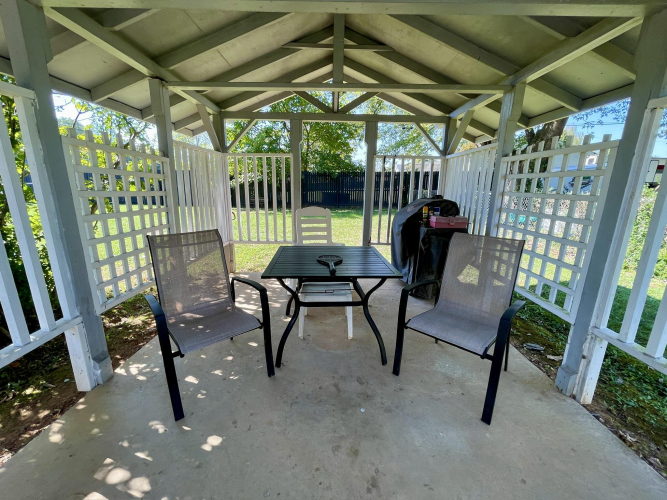 Listing Image 37