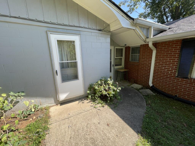 Listing Image 40