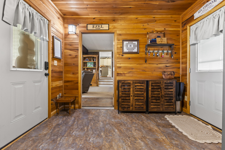 Listing Image 17