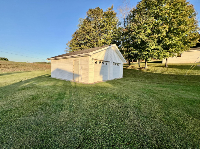 Listing Image 21