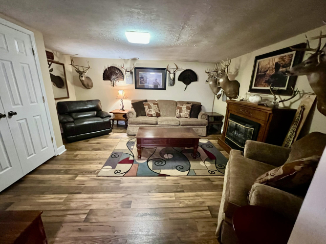 Listing Image 64