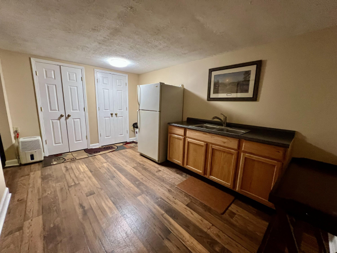 Listing Image 68