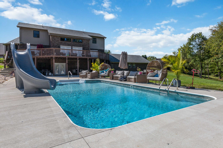 Listing Image 55