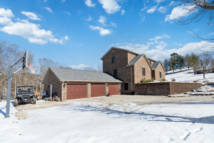 Listing Image 75