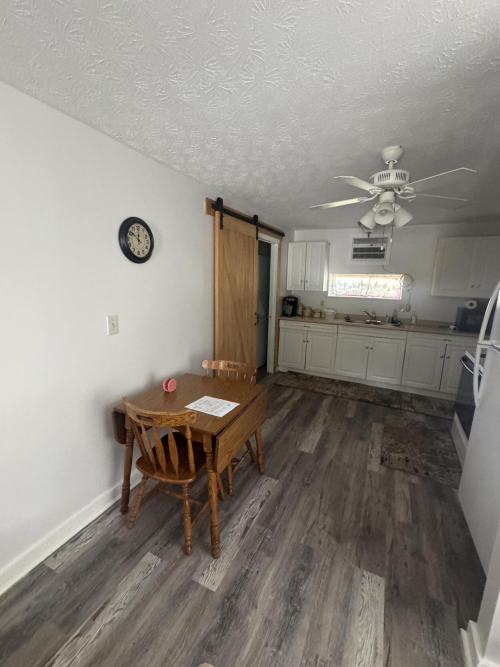Listing Image 41