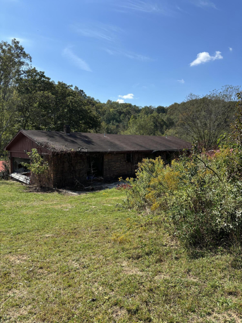 Listing Image 9