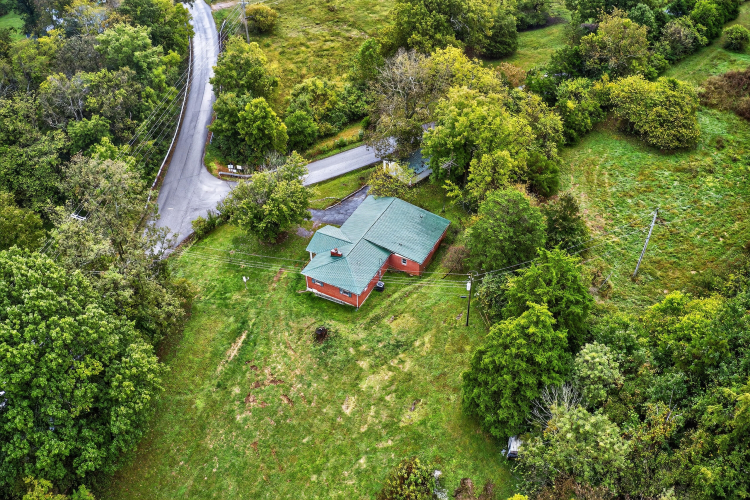 Listing Image 9