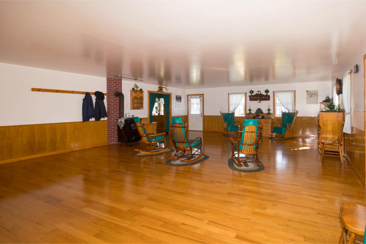 Listing Image 5
