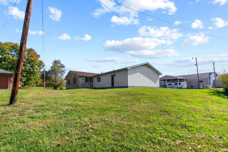 Listing Image 47