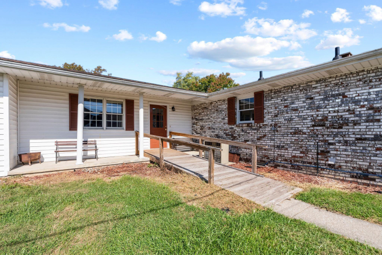 Listing Image 48
