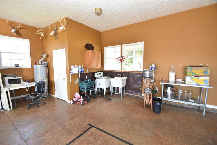 Listing Image 25