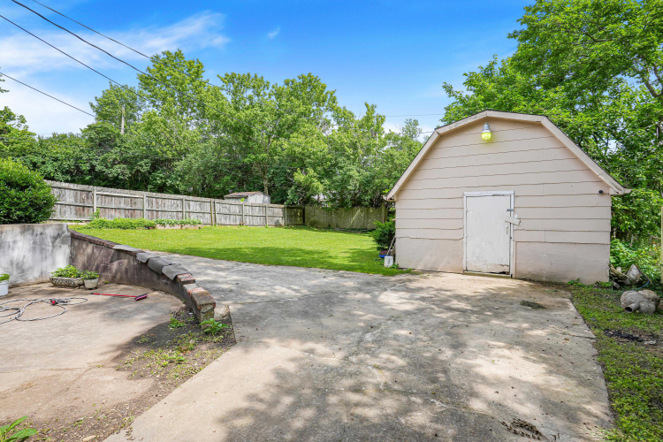 Listing Image 23