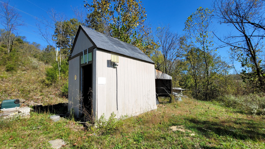 Listing Image 8