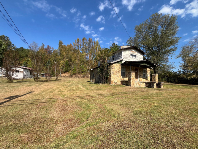 Listing Image 11