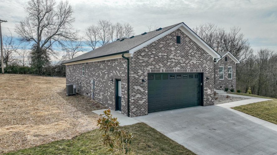 Listing Image 37