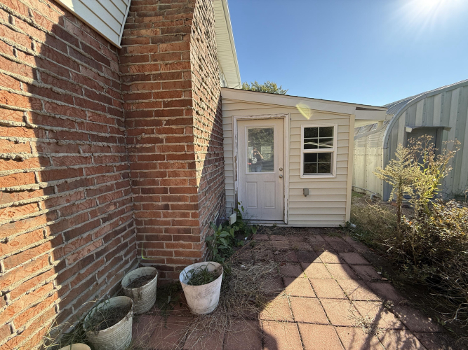 Listing Image 17