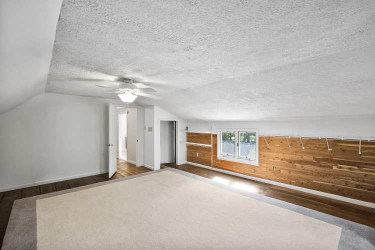 Listing Image 55