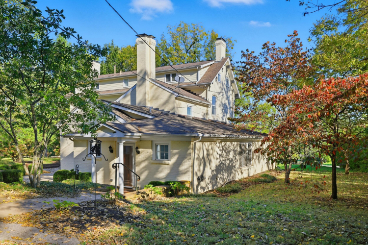 Listing Image 59
