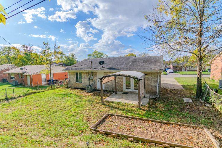 Listing Image 25
