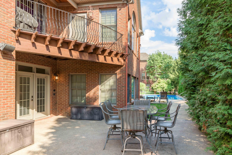 Listing Image 109